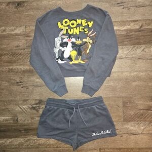 Looney Tunes Girls Junior Pajama Set - Size Large